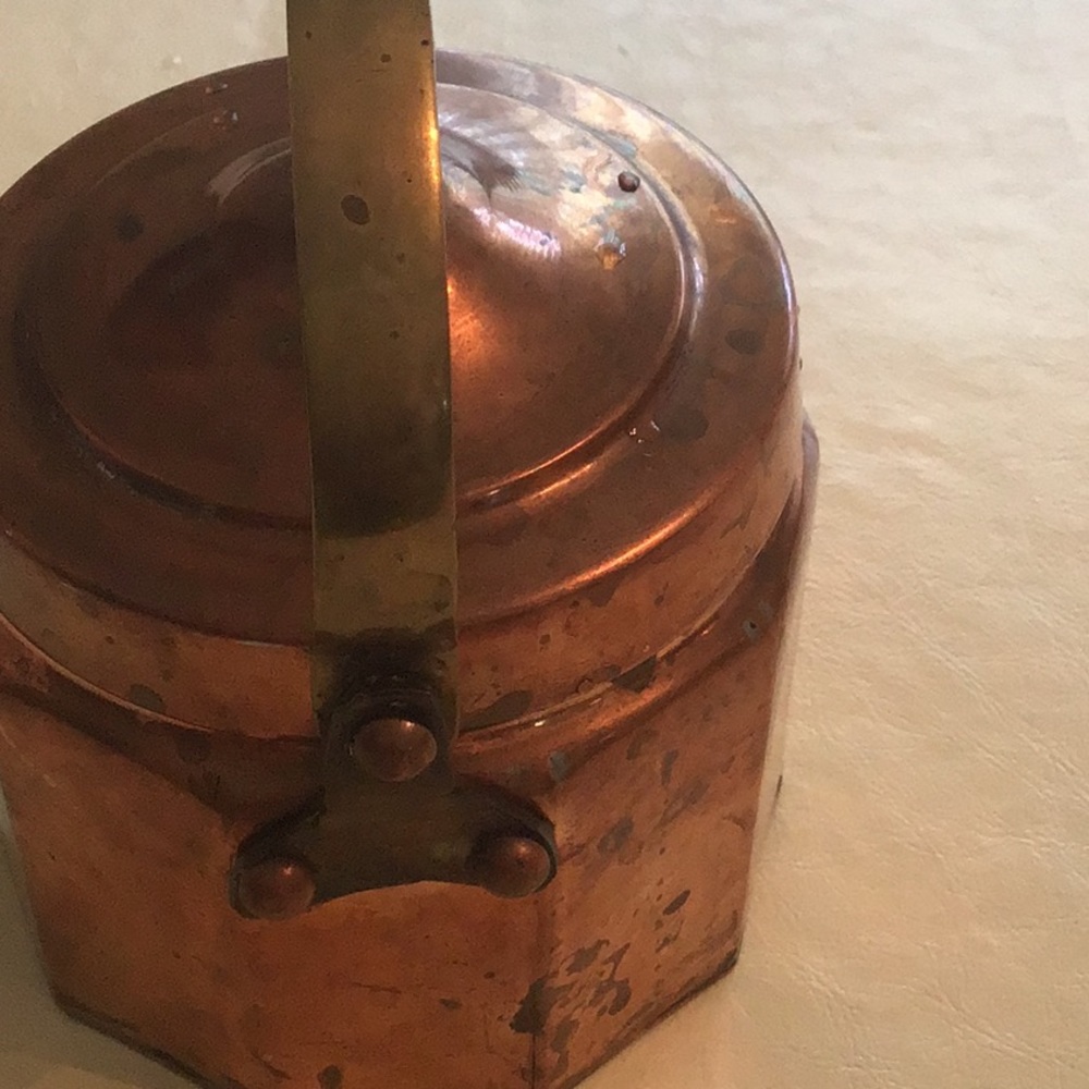 #SMALL COPPER TEAPOT - Picture 7 of 8